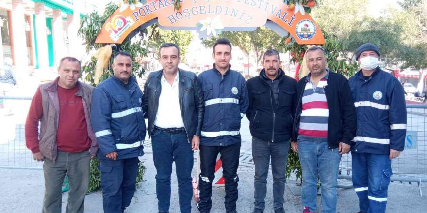 Karnavalda 3 ton atık topladılar