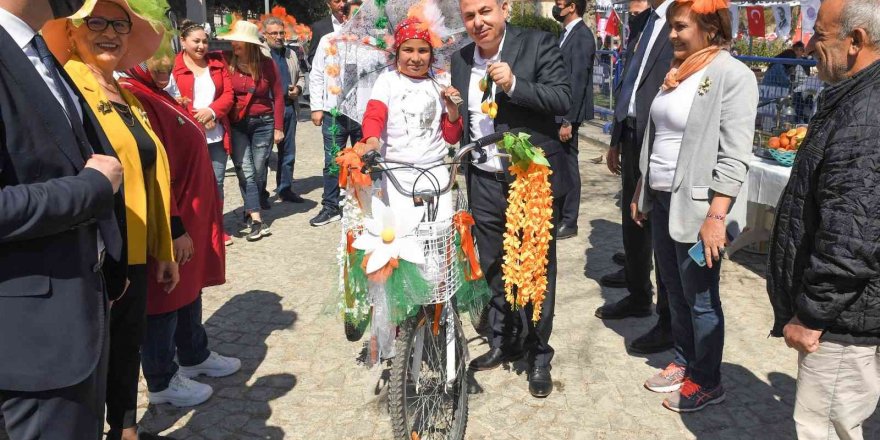 Vali Elban: "adana Tarzı Ve Duruşuyla Fark Oluşturuyor"