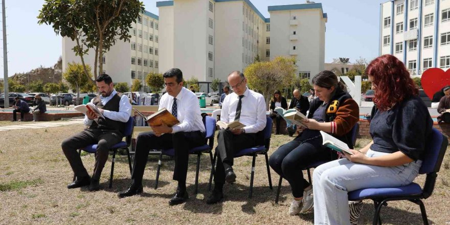 ALKÜ’de  kitap okuma etkinliği