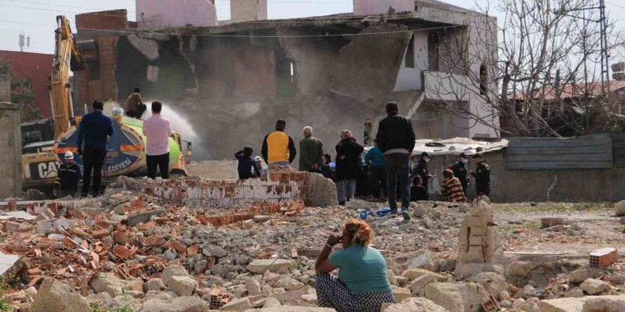 Adana’nın en sorunlu mahallesine kentsel dönüşüm neşteri