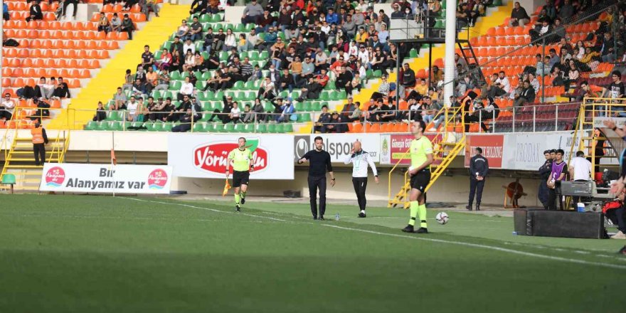 Spor Toto Süper Lig: A. Alanyaspor: 2 - Çaykur Rizespor: 1 (Maç sonucu)