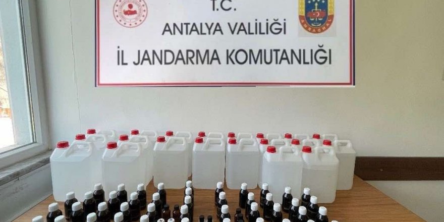 Jandarmadan kaçak alkol operasyonu