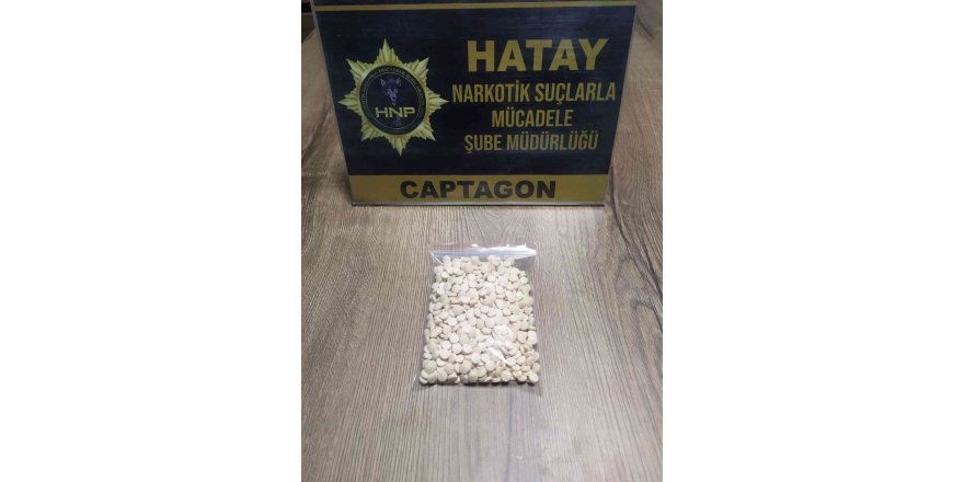 Hatay’da Captagon ile yakalanan 2 kişi tutuklandı