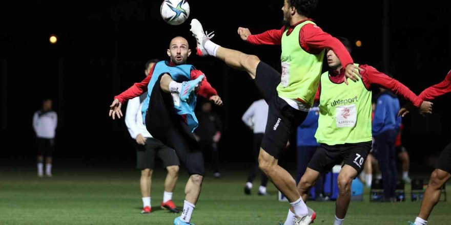 Alanyaspor, Akdeniz derbisinin hazırlıklarına başladı