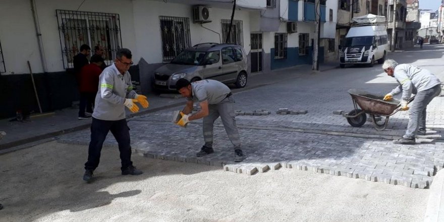 Akdeniz’de sokaklar ve parklar yenileniyor