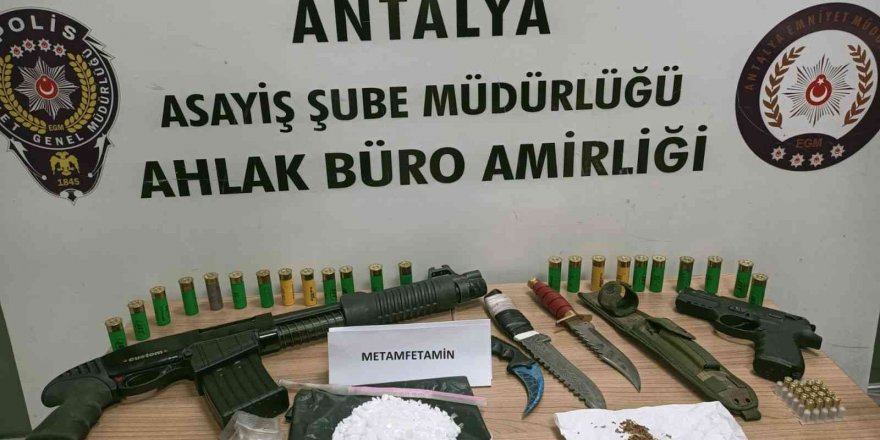 Antalya’da fuhuş operasyonunda 7 mağdur kadın kurtarıldı