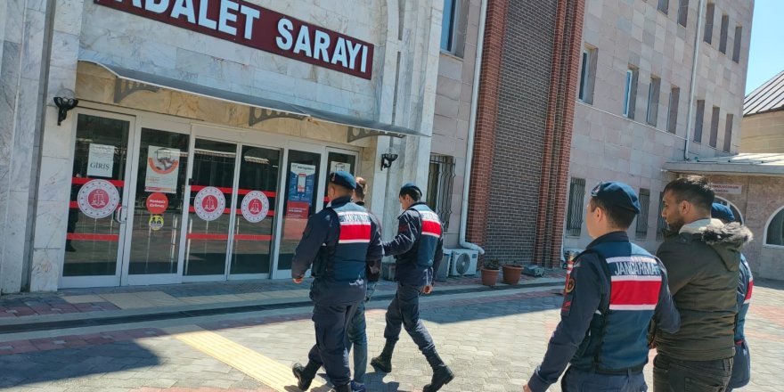 Isparta’da fabrikadan hırsızlık yapan 2 kişi JASAT’tan kaçamadı