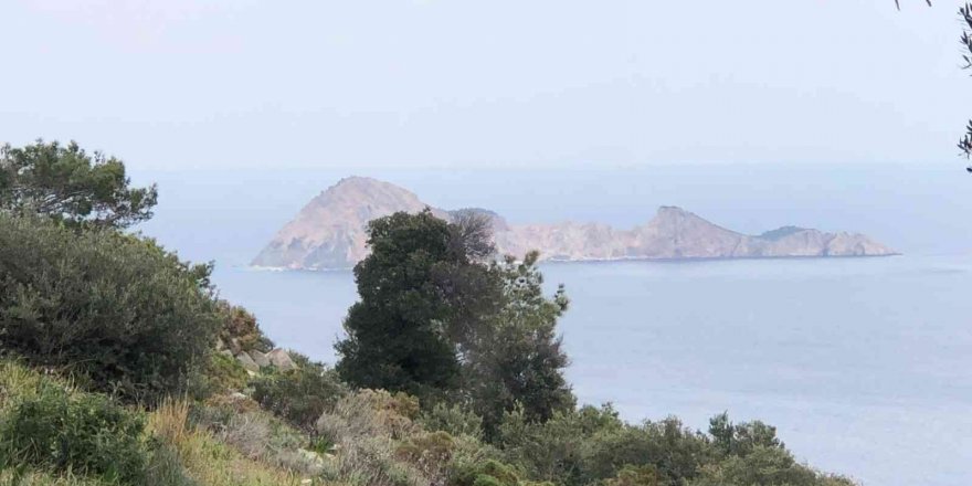 Gelidonya Feneri çöplüğe döndü