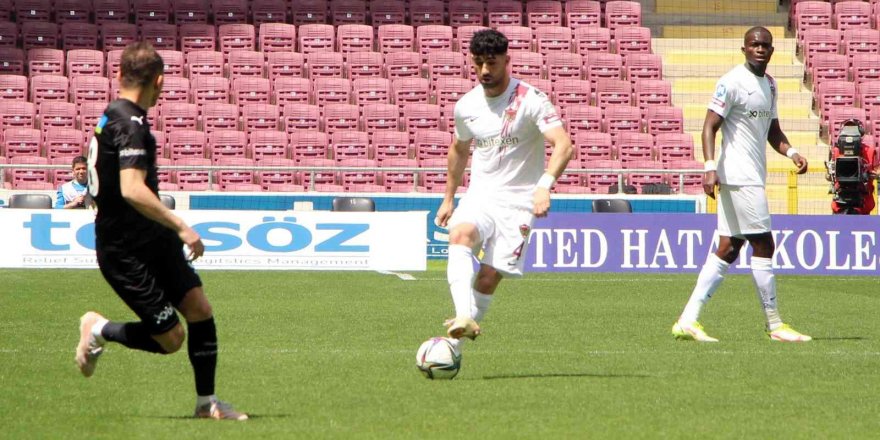 Spor Toto Süper Lig: A.Hatayspor: 0 - DG Sivasspor: 0 (Maç devam ediyor)