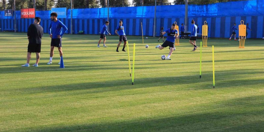 Adana Demirspor, Trabzonspor maçına Avrupa hedefiyle hazırlanıyor