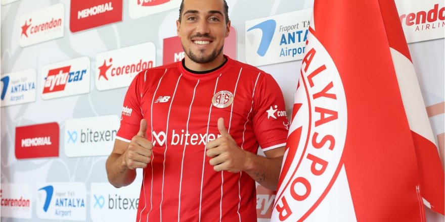Antalyaspor’un yaş ortalaması 26’ya düştü