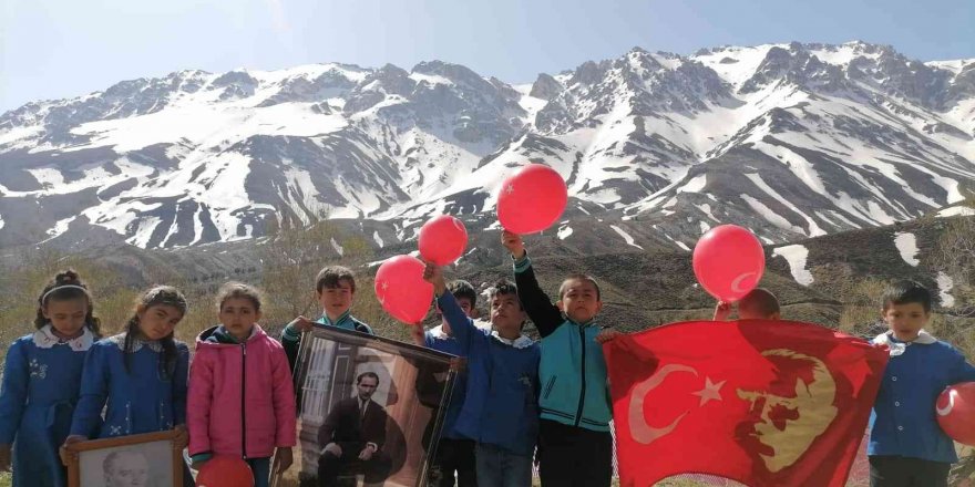 Berit Dağı’nda 23 Nisan Coşkusu