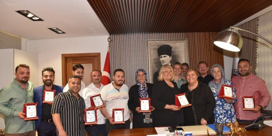 Başkan Erdem: "ceyhan’ı Her Platformda Öne Çıkarma Gayretindeyiz"