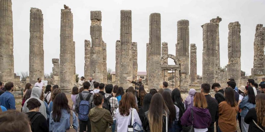 Mersin’de antik kentte tarihi gezi