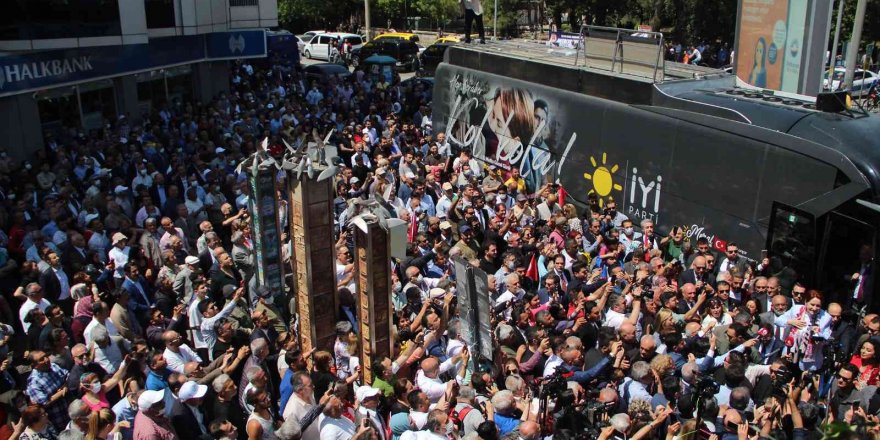 İYİ Parti Genel Başkanı Akşener, Antalya’da esnaf ziyaret etti