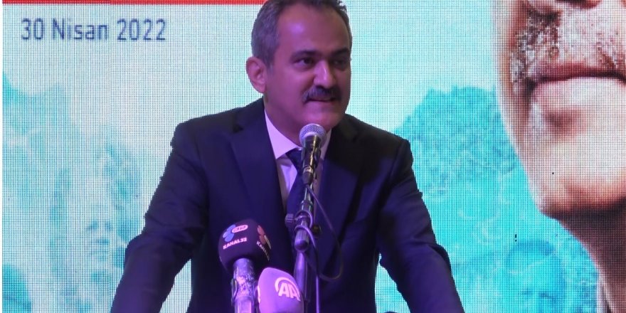 Bakan Özer: "Her noktaya en ücra köşeye yatırımlar ulaştırıldı"