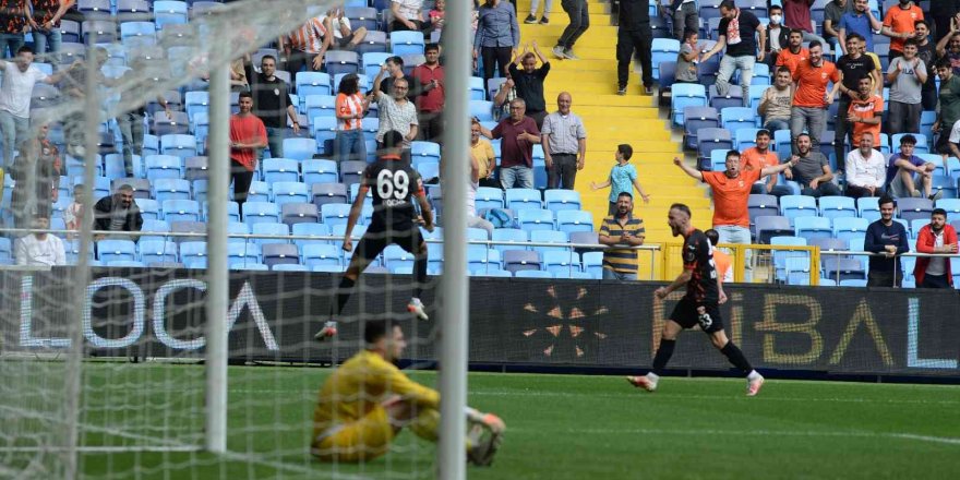 Spor Toto 1. Lig: Adanaspor AŞ: 1 - Boluspor: 1 (İlk yarı)