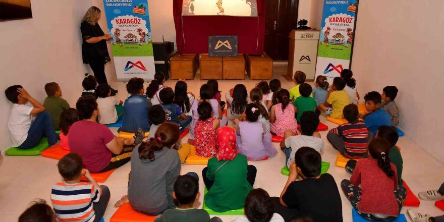 Silifkeli çocuklar Gazi Çiftliği’nde gölge oyunuyla buluştu