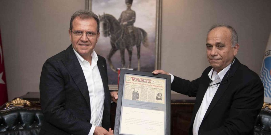 Başkan Seçer’e Kadınlara Desteğinden Dolayı Tarihi Belge