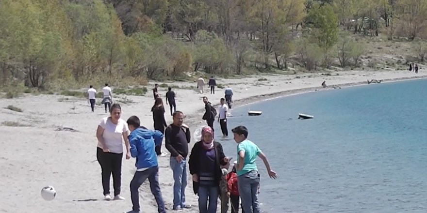 Isparta’da sıcak havayı fırsat bilen vatandaşlar, Milas Mesireliği’ne akın etti