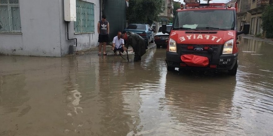 Osmaniye’de sağanak ve dolu yağışı