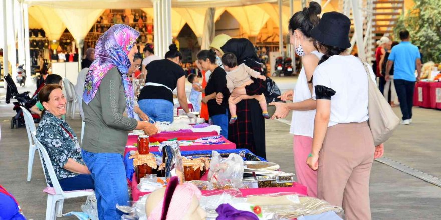 Toros Kadınları Emek Pazarı yeniden açıldı