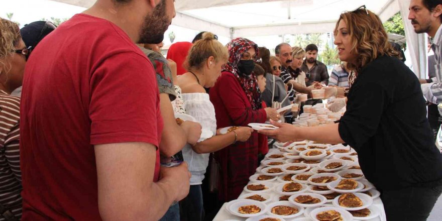 Mersin’de Türk Mutfağı Haftasının açılışı fındık lahmacunla yapıldı