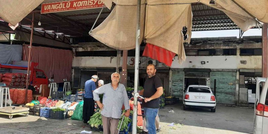 ’Şemsiye ile uçan adam’ uzay yolculuğuna aday