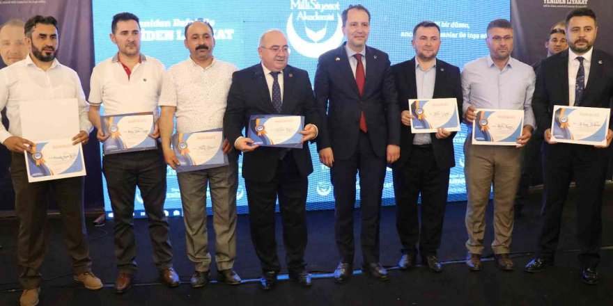 Yeniden Refah Partisi Milli Siyaset Akademisi Alanya’da başladı