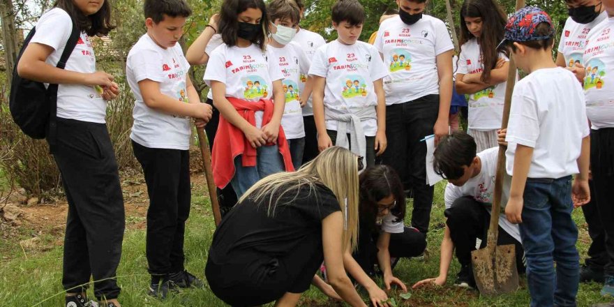 Tarım ve Çocuk Çalıştayı’nda çocuklar,  modern tarım köyü projesi istedi