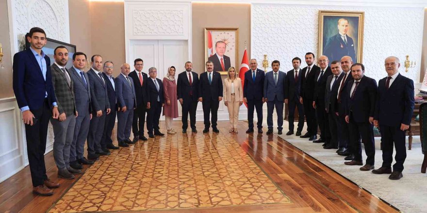 AK Parti Antalya Teşkilatı’ndan Ankara çıkarması