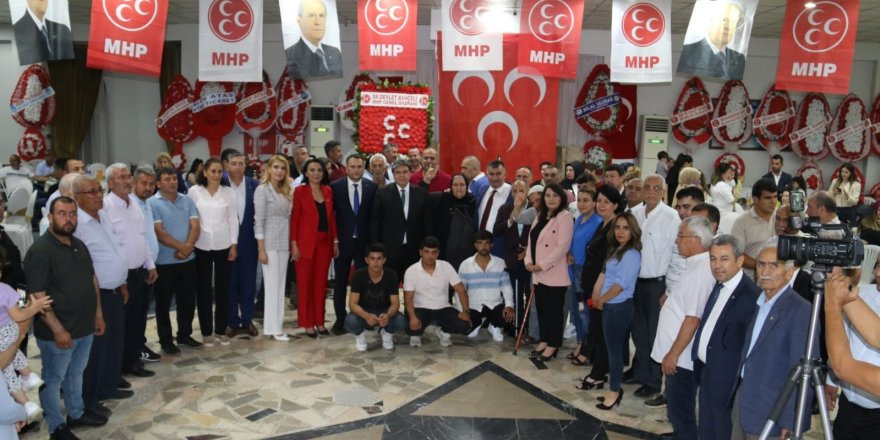 Kozan’da MHP’ye 350 kişi katıldı