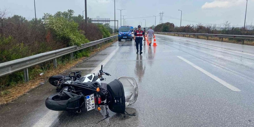 Ceyhan’da motosiklet kazası: 1 ölü, 1 yaralı