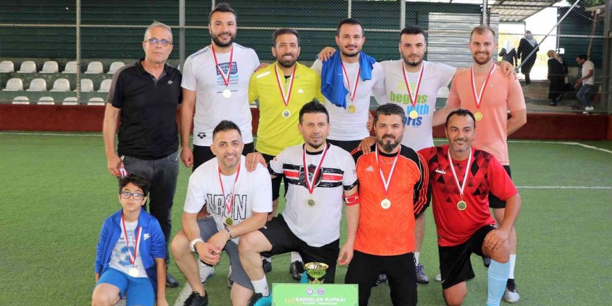 Kardelen Kupası’nda şampiyon Sarıçam Spor Lisesi