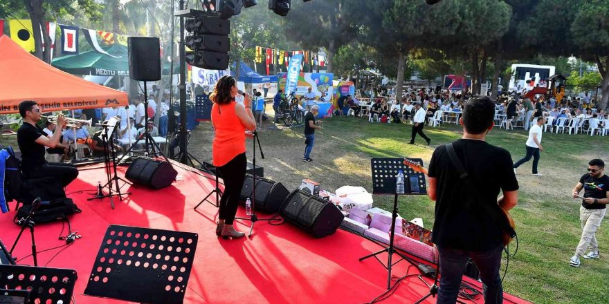 Kent Orkestrasından Denizciler Kampında ‘Yaza Merhaba’ konseri