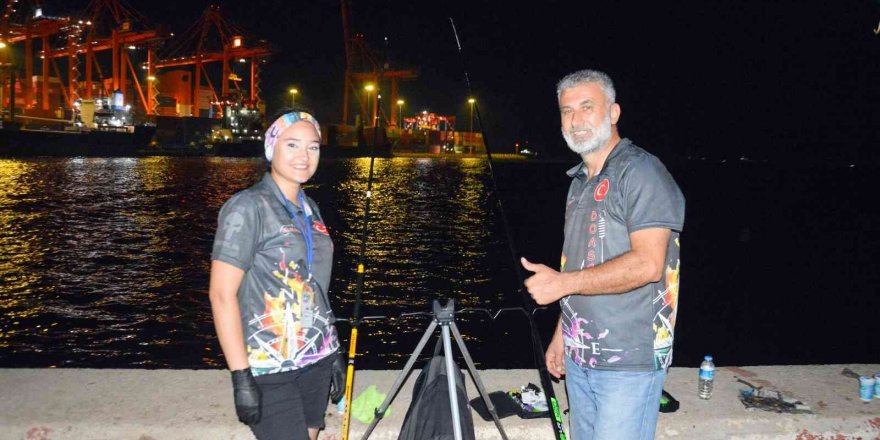 Babalar ve çocuklar birlikte yarıştı