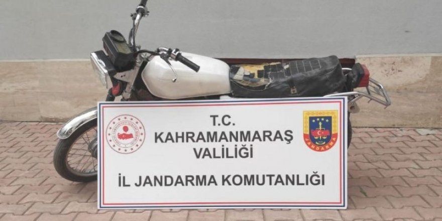 Çaldıkları motosikletin rengini değiştirseler de JASAT’tan kaçamadılar