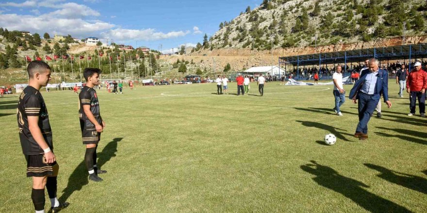 Kızıldağ Köylerarası Futbol Turnuvası başladı