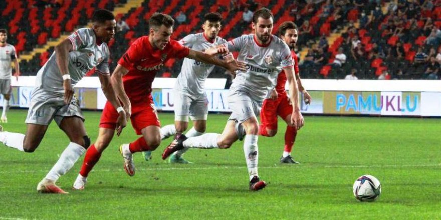 Gaziantep ligdeki ilk galibiyetini aldı !