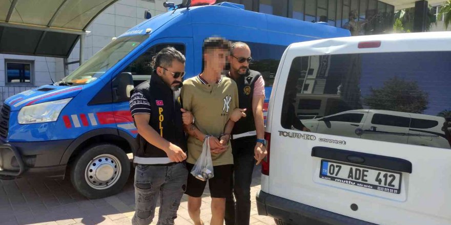 Alanya’da 10 yıl 3 ay kesinleşmiş hapis cezası ile aranan firari yakalandı