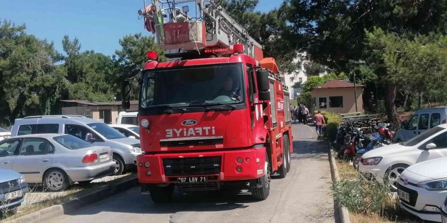 Manavgat’da otel çamaşırhanesinde yangın