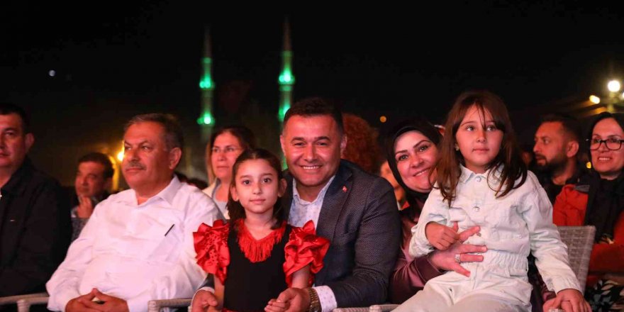 Gökbel güreşleri muhteşem konserlerle başladı