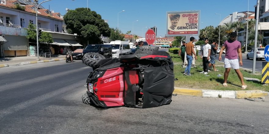 Kırmızı ışık ihlali yapan ATV otomobille çarpışıp takla attı: 1 yaralı