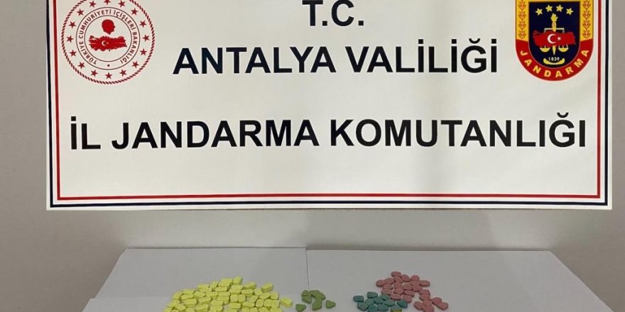 Alanya’da 163 adet uyuşturucu hap ele geçirildi