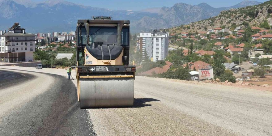 Kepez’den Şehir Hastanesine modern yollar