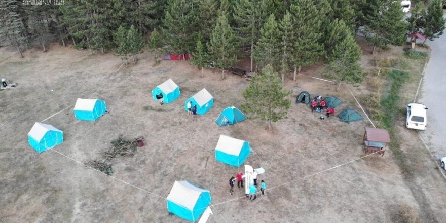 Doğaseverler kamp ve doğanın tadını çıkardı