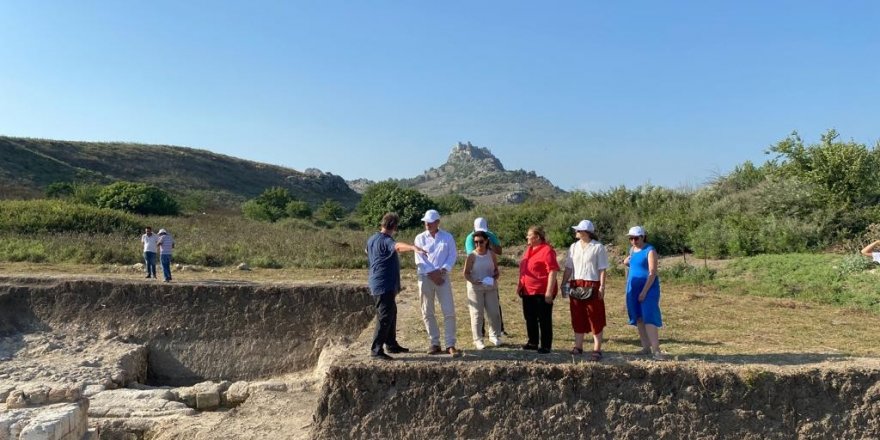 İsviçre Büyükelçisi Sirkeli Höyük’te