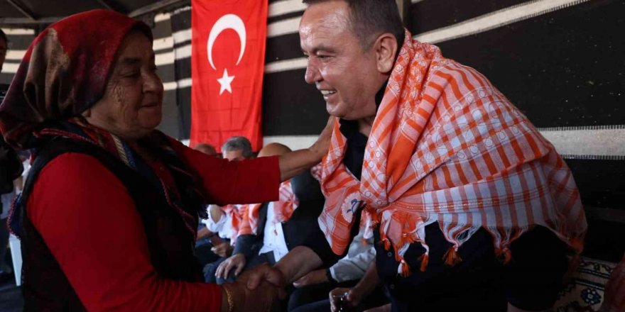 Başkan Böcek Günnercik Yayla Şenliği’ne katıldı