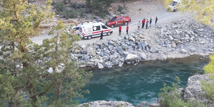 Serinlemek için Köprüçay’a giren gencin cesedi bulundu