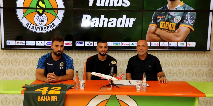 Yunus Bahadır, 3 yıllığına Alanyaspor’da